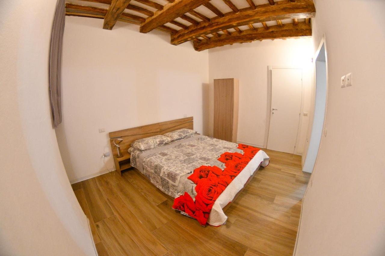A Casa Di Silvia Apartment Foligno Exterior foto